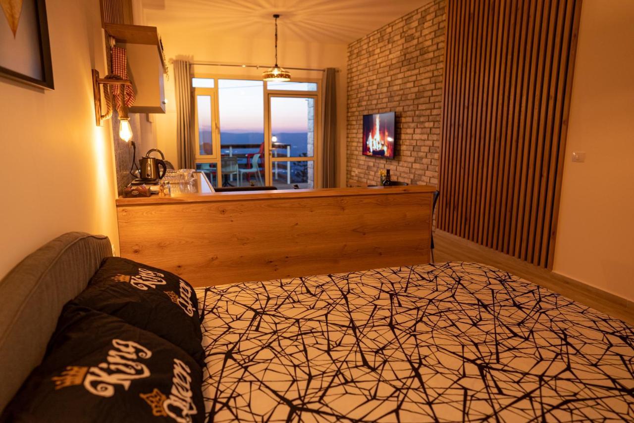 Sunset B&B Ein Kinya Exterior photo